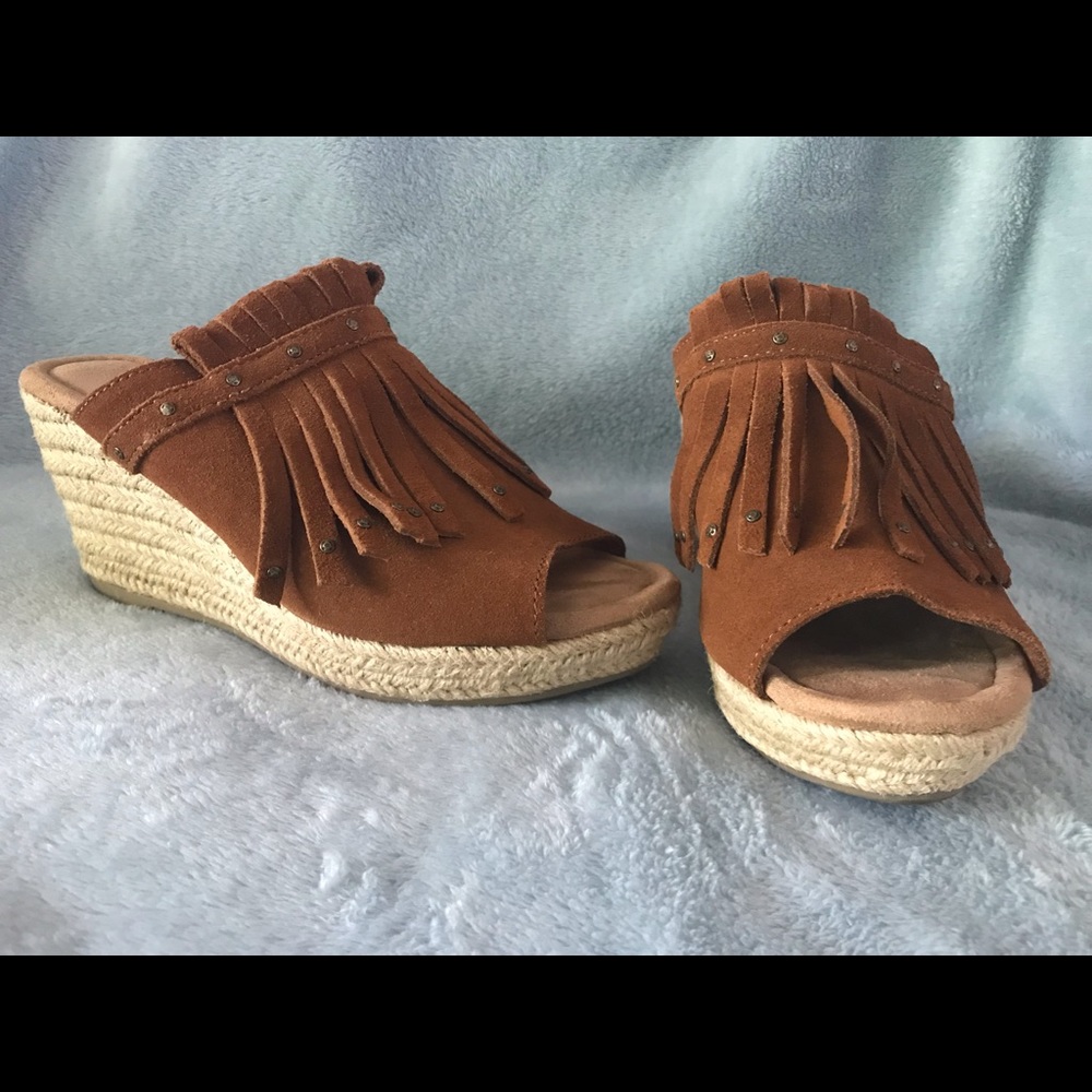 Minnetonka Quinn Wedge